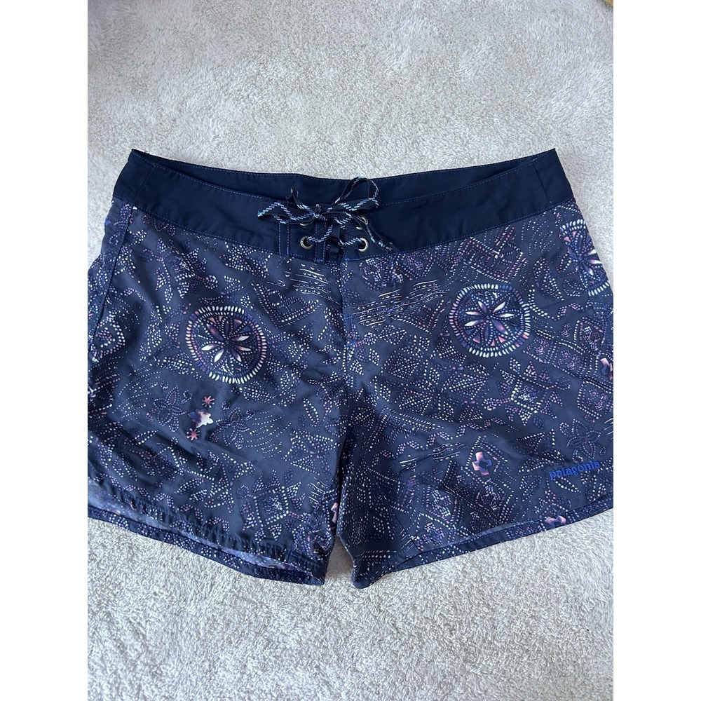 Patagonia Wavefarer Board‎ Swim Shorts Women's Size 4 Navy Purple Printed